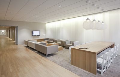 Paneelgordijnsystemen, SG 2700, Colorama 1, Room shot "DLA Piper",Amsterdam, the Netherlands