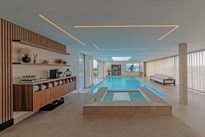 Elektrisch bediende gordijnsystemen, SG 5600, Polyflax, Private Spa, Kent, United Kingdom