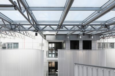 Systèmes de rideaux, SG 6970, Colorama 2, Havas Village, Lisbon, Portugal